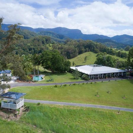 希尔克雷斯特山景度假住宿加早餐旅馆 Crystal Creek 外观 照片